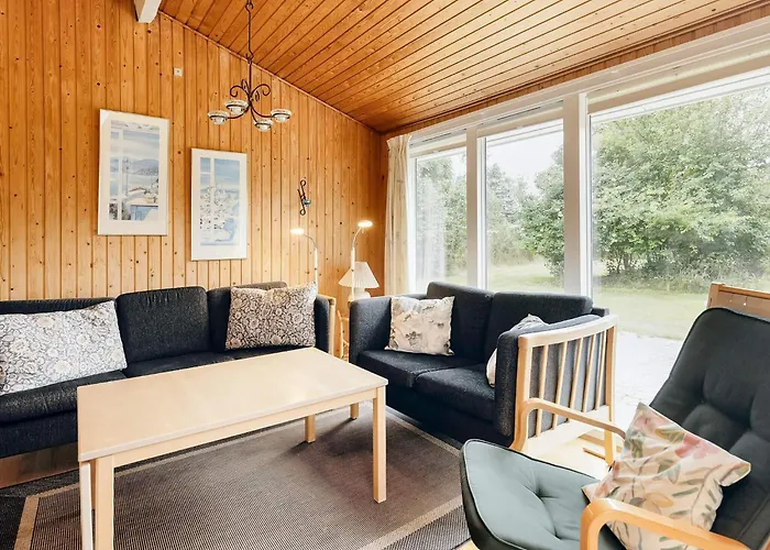 8 Person In Semesterbostad Dannemare